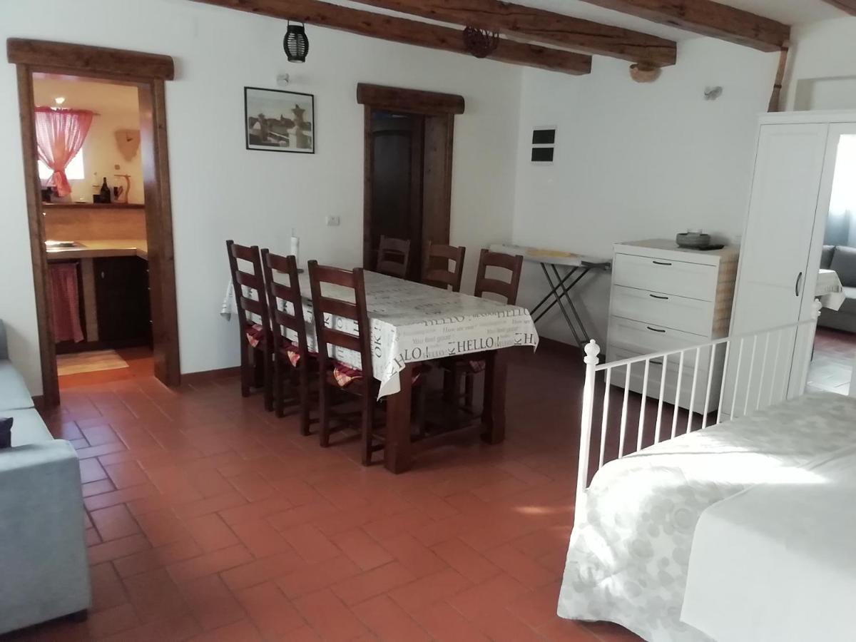 אומאג Apartments Jurisevic מראה חיצוני תמונה