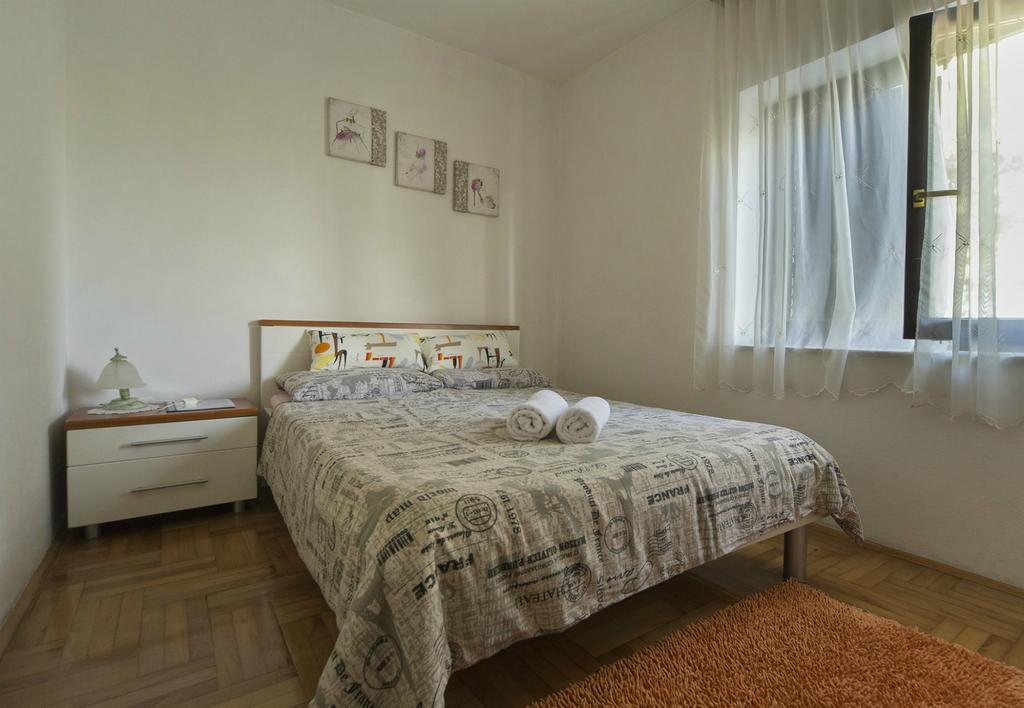 אומאג Apartments Jurisevic מראה חיצוני תמונה